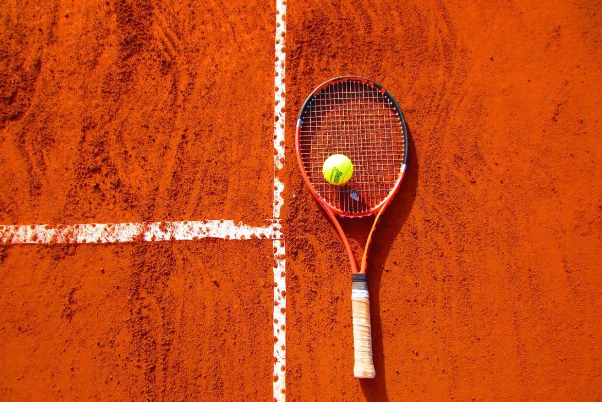 tennis racket